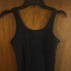 Fleo Women's Tank Top